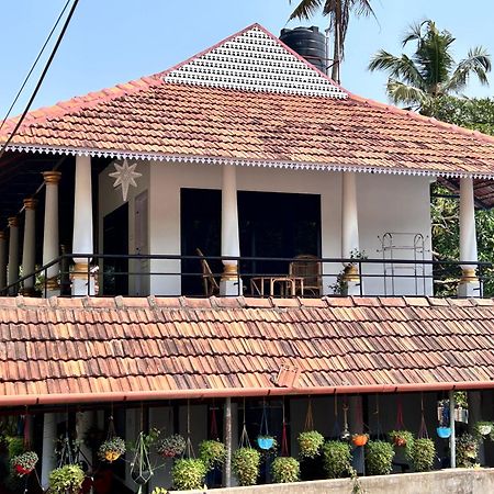 Marari Beach Cleetus Homestay Mararikulam Eksteriør bilde